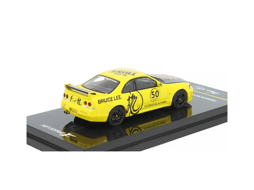 Nissan Skyline GT-R (R33) Bruce Lee 1:64 INNO64
