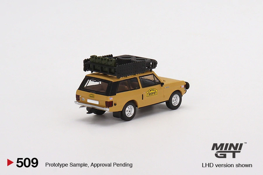 MiniGT #509 Range Rover 1982 Camel Trophy Papua New Guinea Team USA