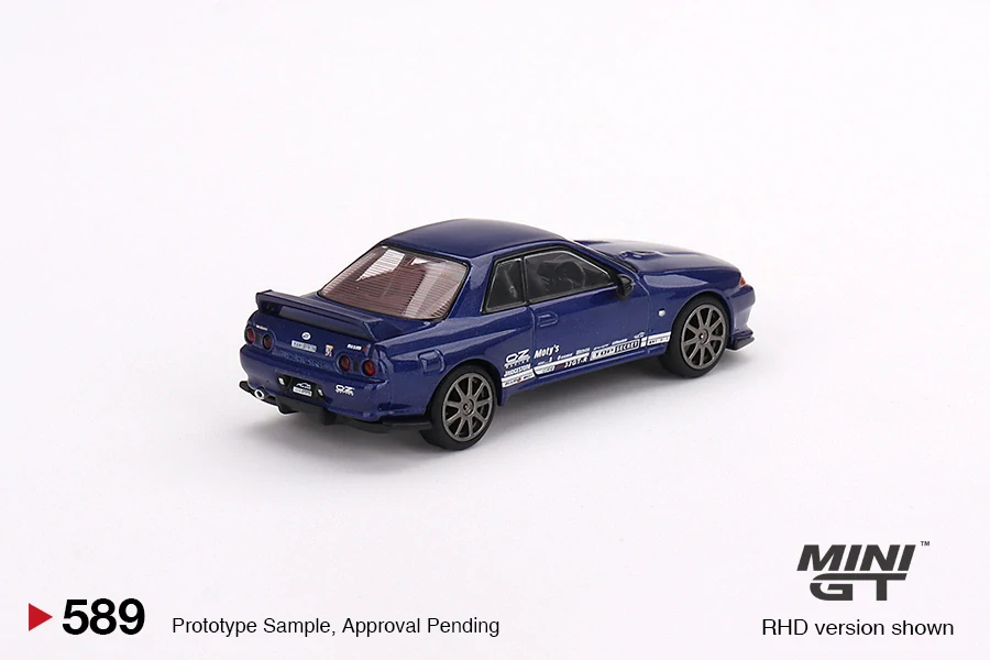 MiniGT #589 Nissan Skyline GT-R Top Secret VR32 Metallic Blue